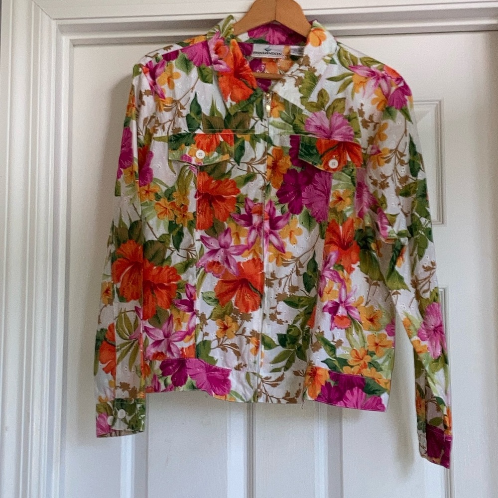 ERIN LONDON floral eyelet lightweight jacket, 2 top front pockets, sz. L $25